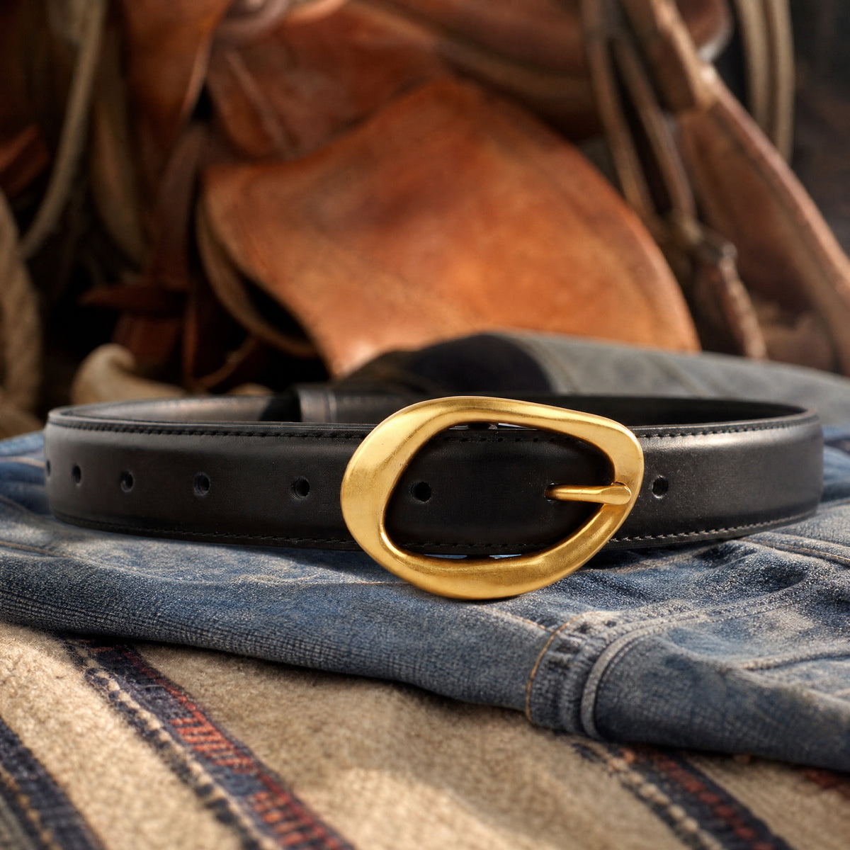 Briggs Full-Grain Leather Belt in Black