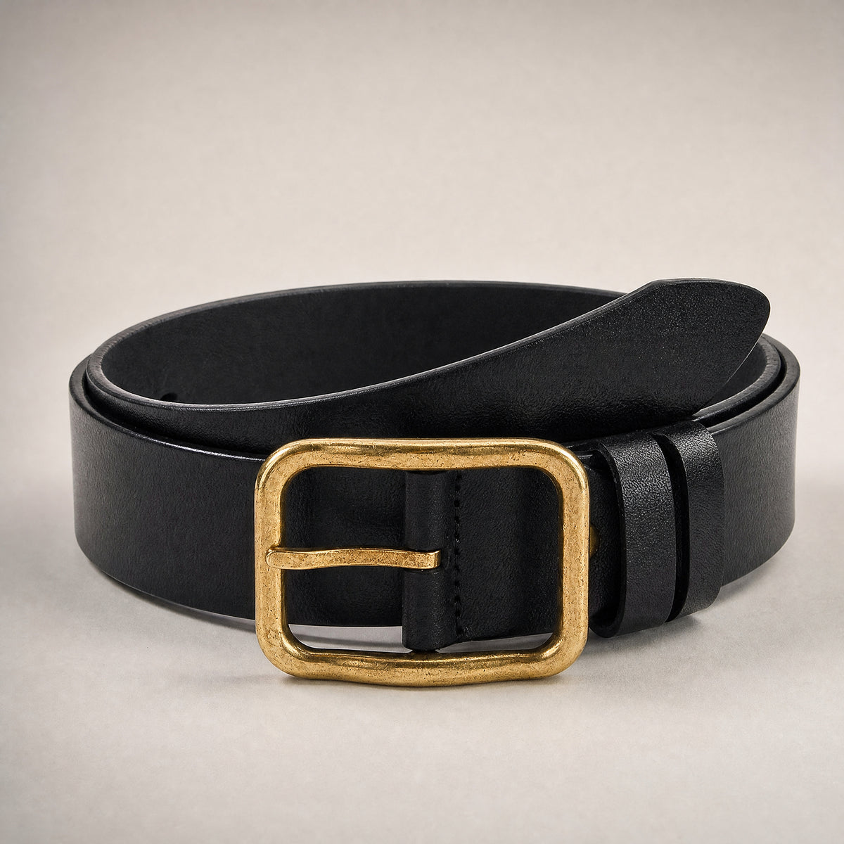 Kenedy Full-Grain Leather Belt in Black
