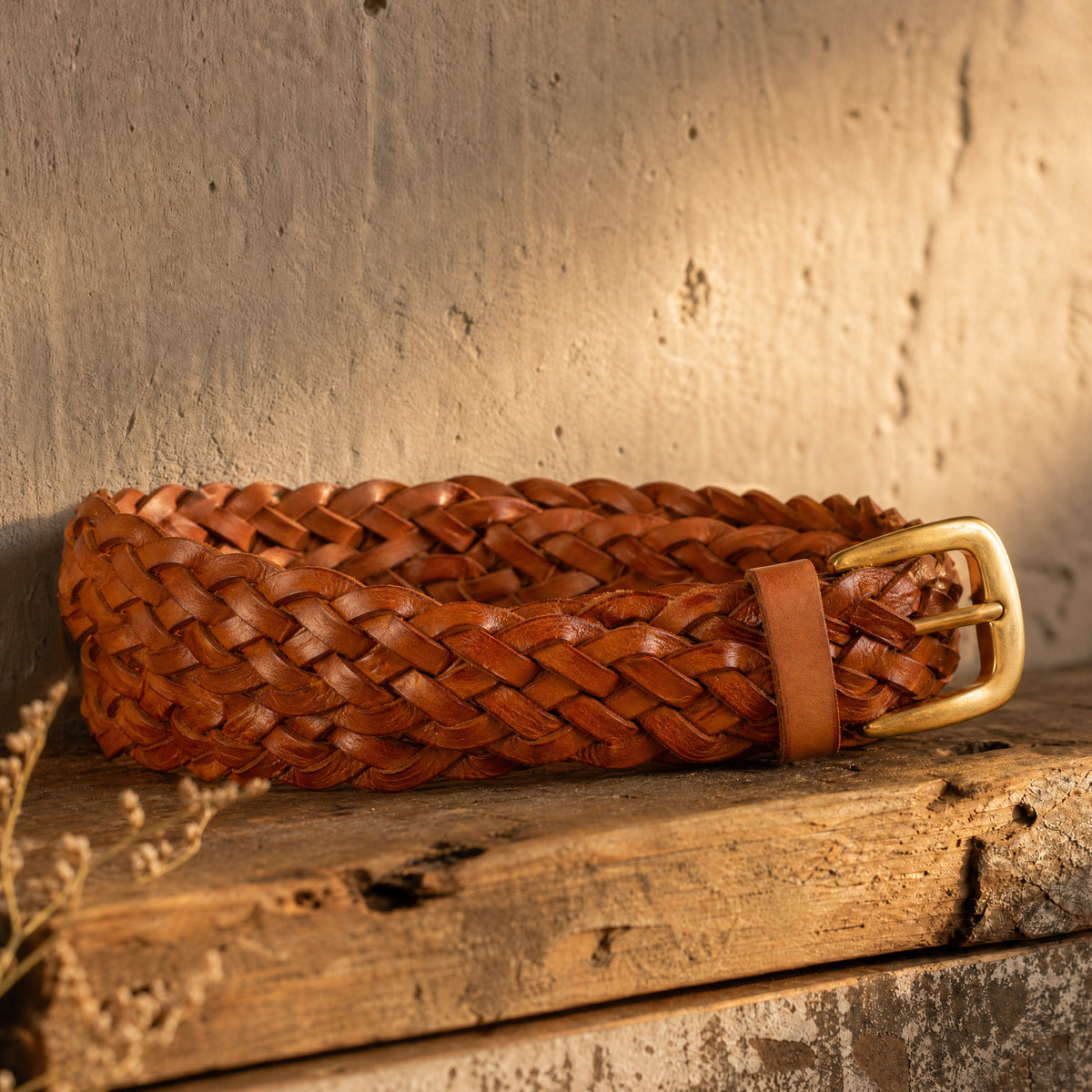 Manchaca Woven Full-Grain Leather Belt in Brown Gold