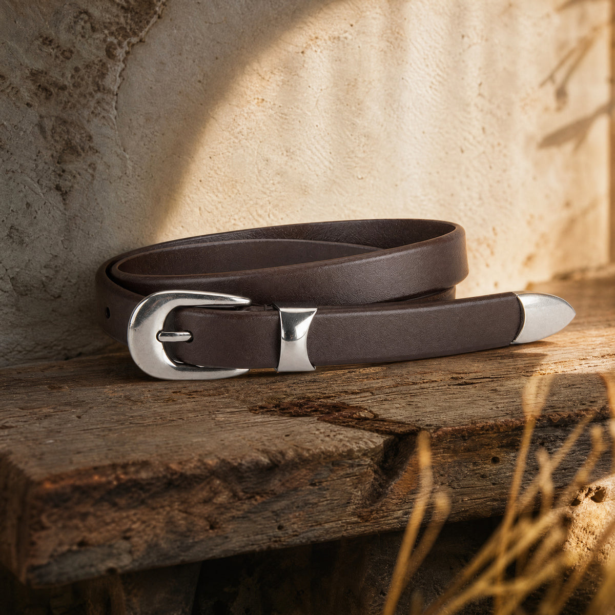 Shackelford Slim Full-Grain Leather Belt in Dark Brown